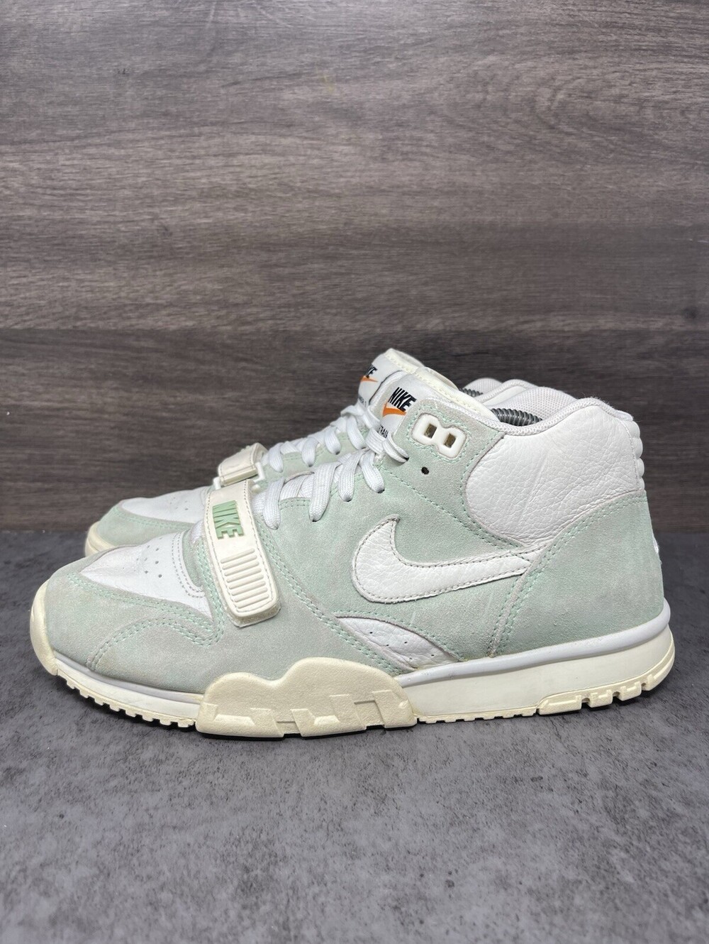 Nike Air Trainer 1 Enamel Green Size 8.5 Mens Sail Suede Retro DX4462-300